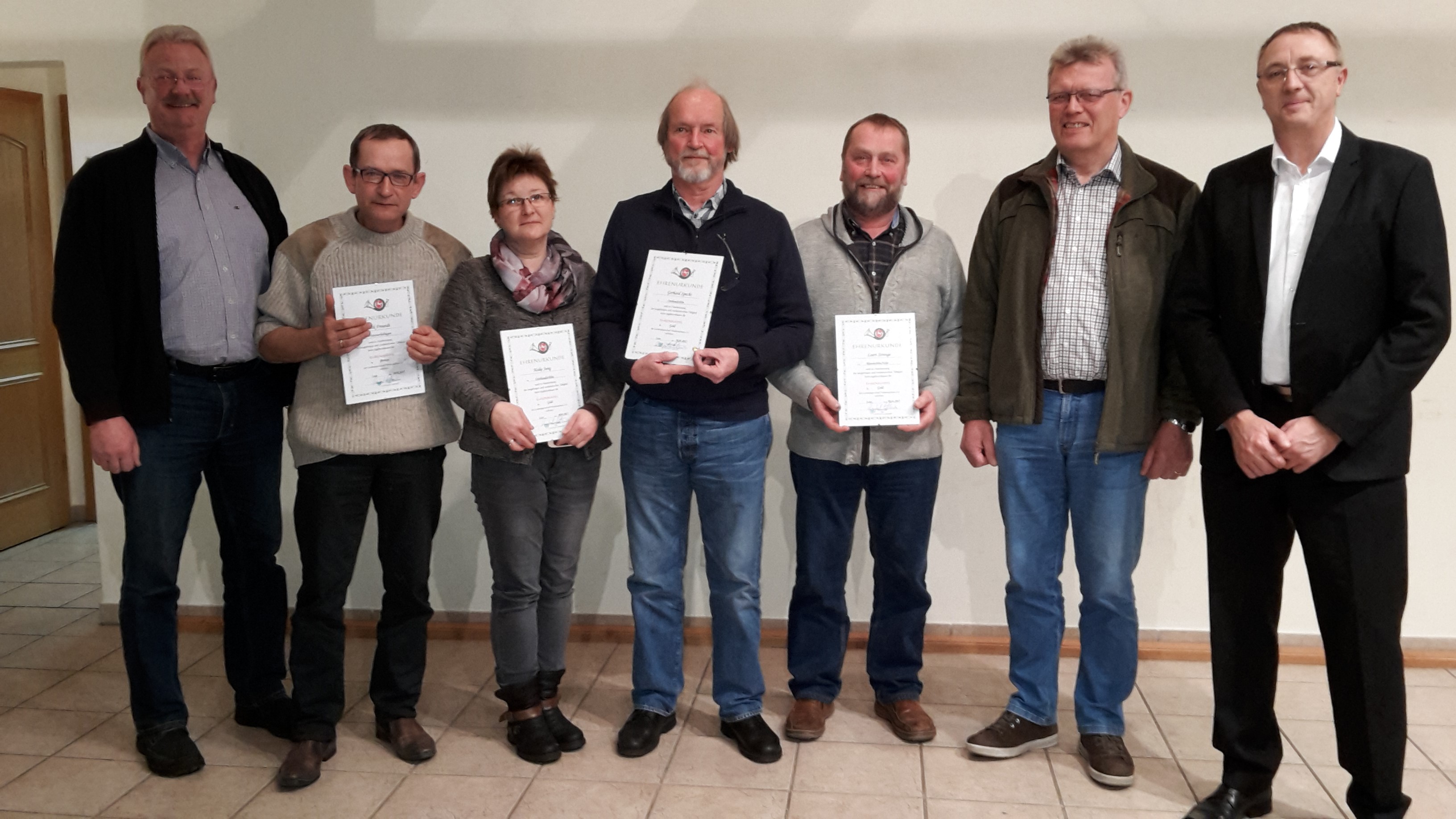Auf dem Foto sind zu sehen (von links nach rechts):  Johannes Weber, Frank Freundt, Heike Jung, Gerhard Specht, Loert Strenge, Manfred Willms, Siegfried Heyen